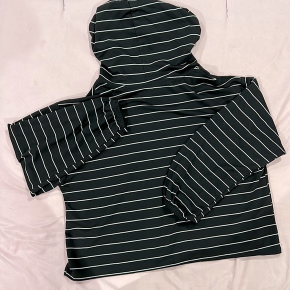 Black/White Stripped Cropped Hoodie - Picture 2 of 2